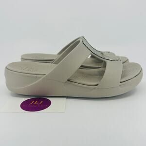 Crocs Women's Monterey Metallic Wedge Sandals Silver/Platinum 206319 Size 5